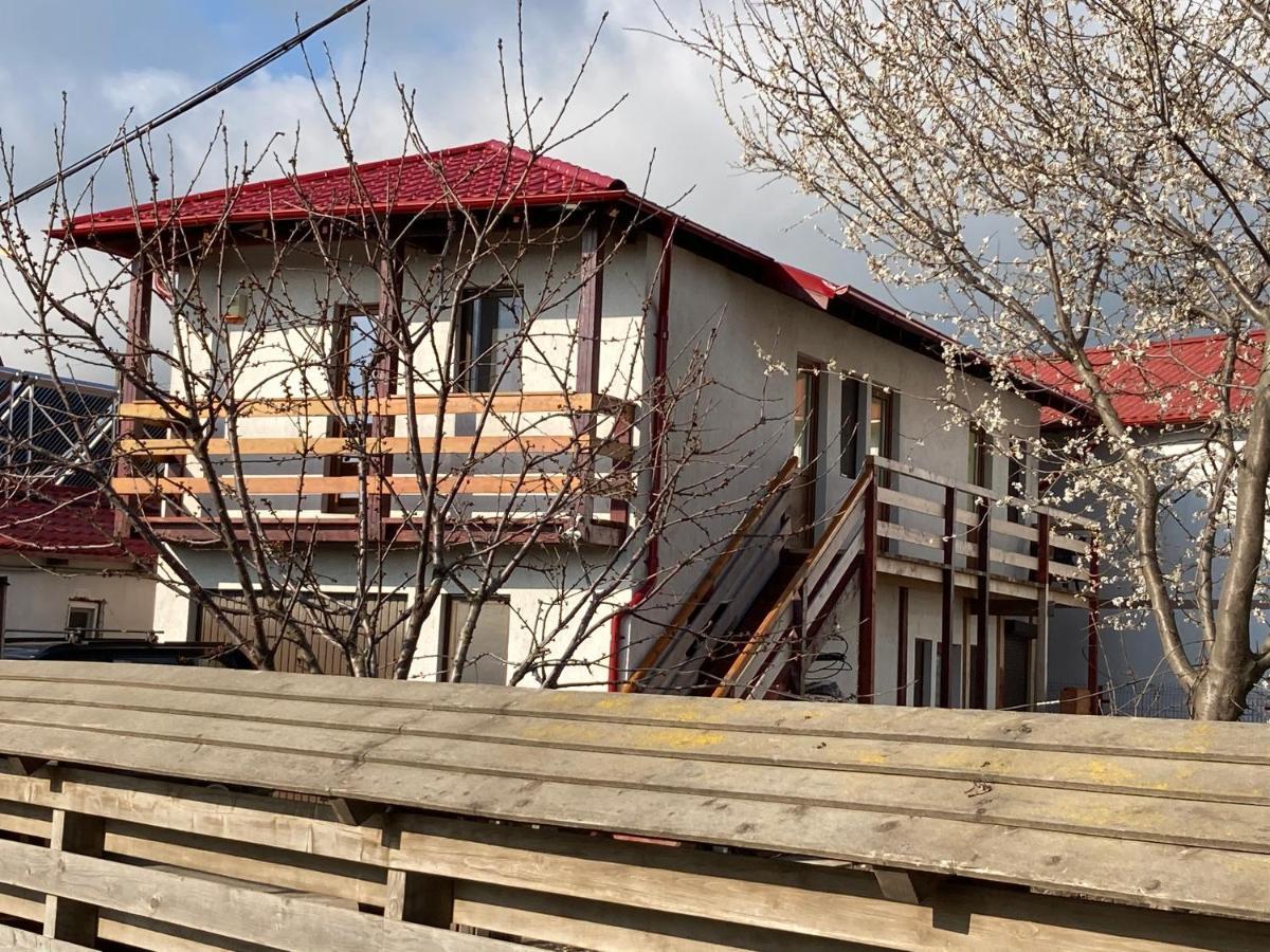 Nayana Vama Veche Appartement Buitenkant foto