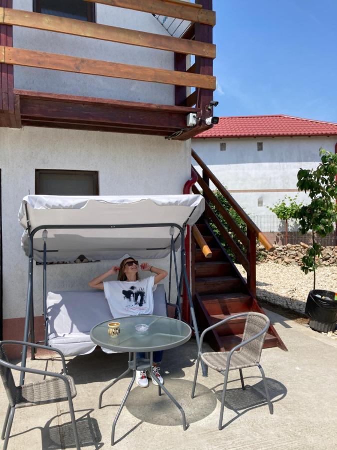 Nayana Vama Veche Appartement Buitenkant foto